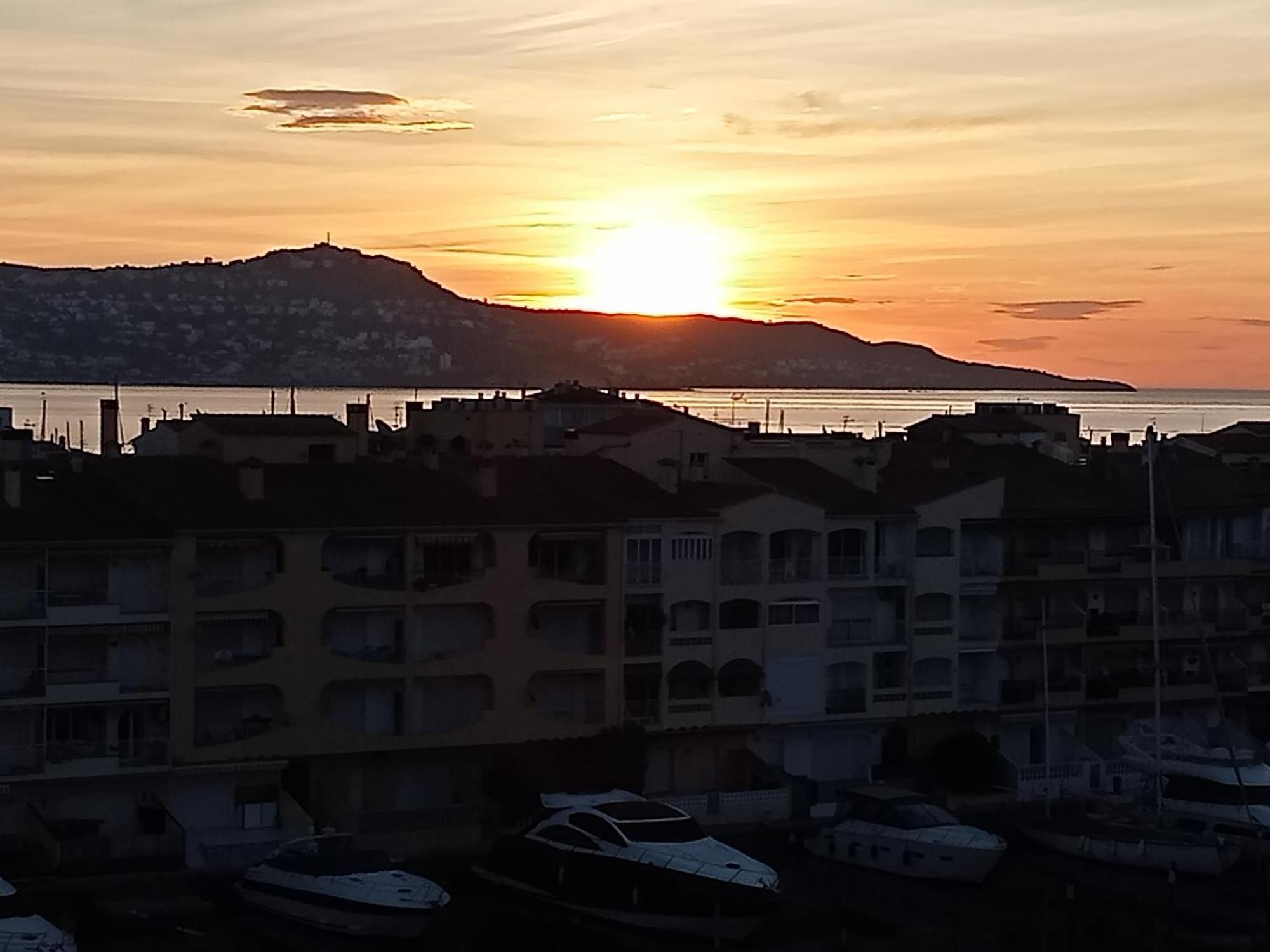 Apartmán Club Nautic 3 Empuriabrava Exteriér fotografie