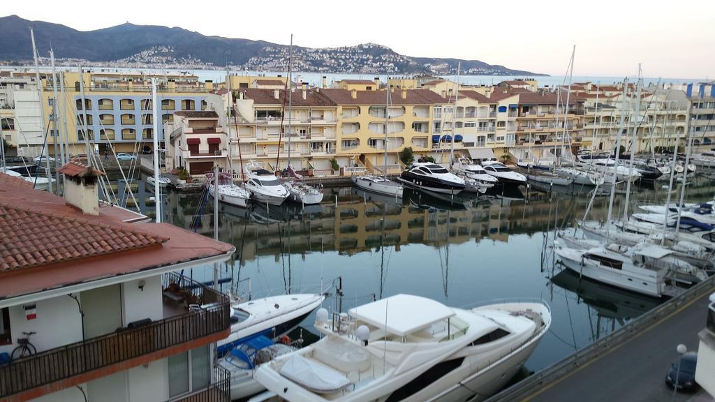 Apartmán Club Nautic 3 Empuriabrava Exteriér fotografie