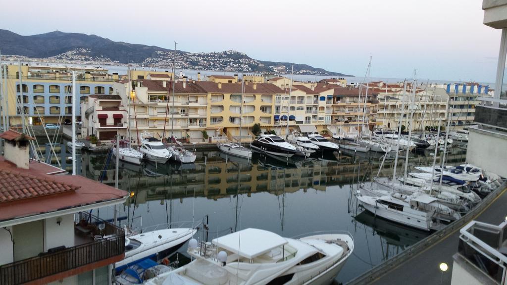 Apartmán Club Nautic 3 Empuriabrava Exteriér fotografie