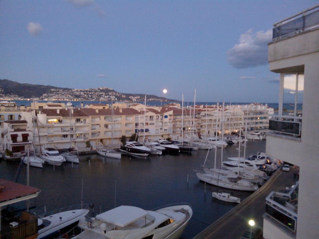 Apartmán Club Nautic 3 Empuriabrava Exteriér fotografie