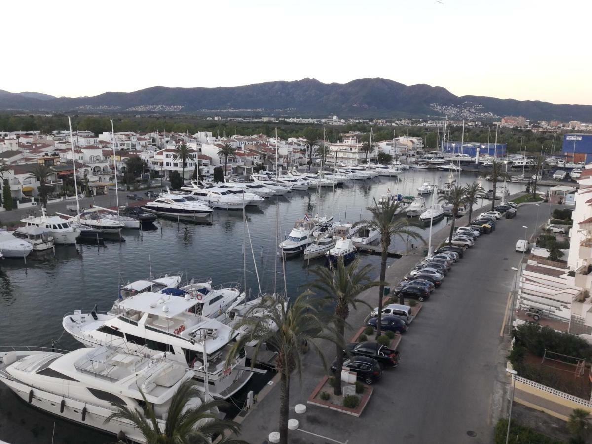 Apartmán Club Nautic 3 Empuriabrava Exteriér fotografie